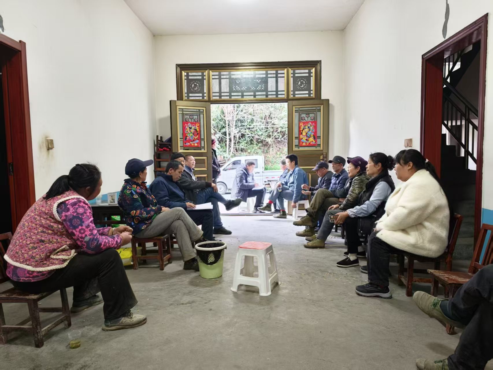華坪鎮(zhèn)推行的院壩村民會(huì)工作模式